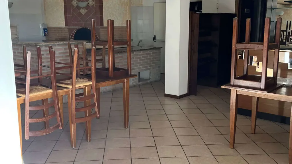 Dining Room - House with Restaurant Space in Massa Lombarda