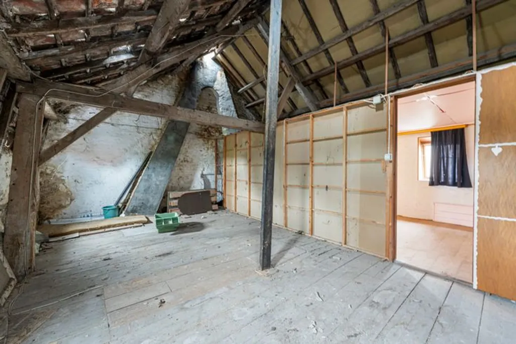 Toad - Renovation Project House with Terrace in Poperinge