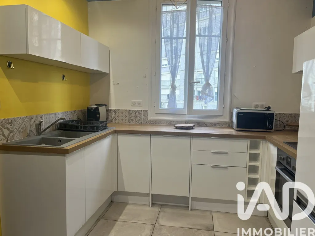 Kitchen - Bright Apartment with East-West View in Le Mans