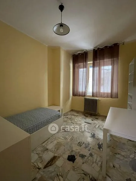 Chambres - Fully Furnished Flat with Balcony in Catania