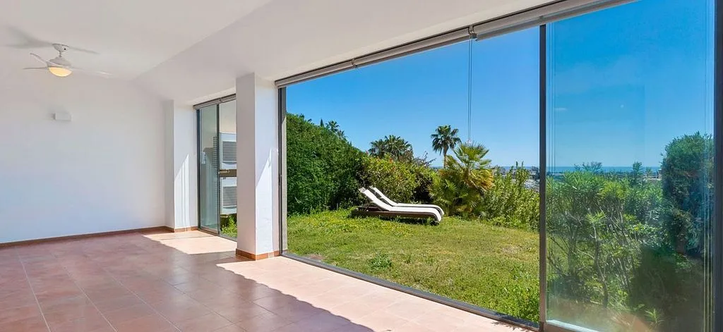 Terrasse - Duplex Adjoined Chalet with Pool in Atalaya, Estepona