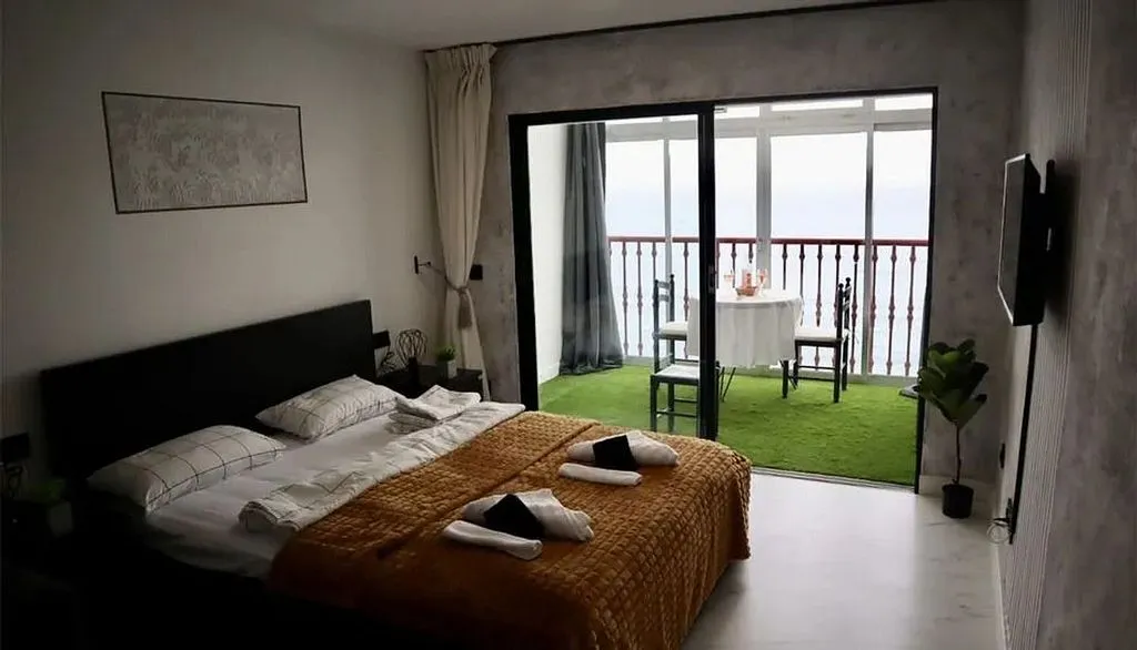 Chambres - Studio with Sea View and Terrace in Benidorm
