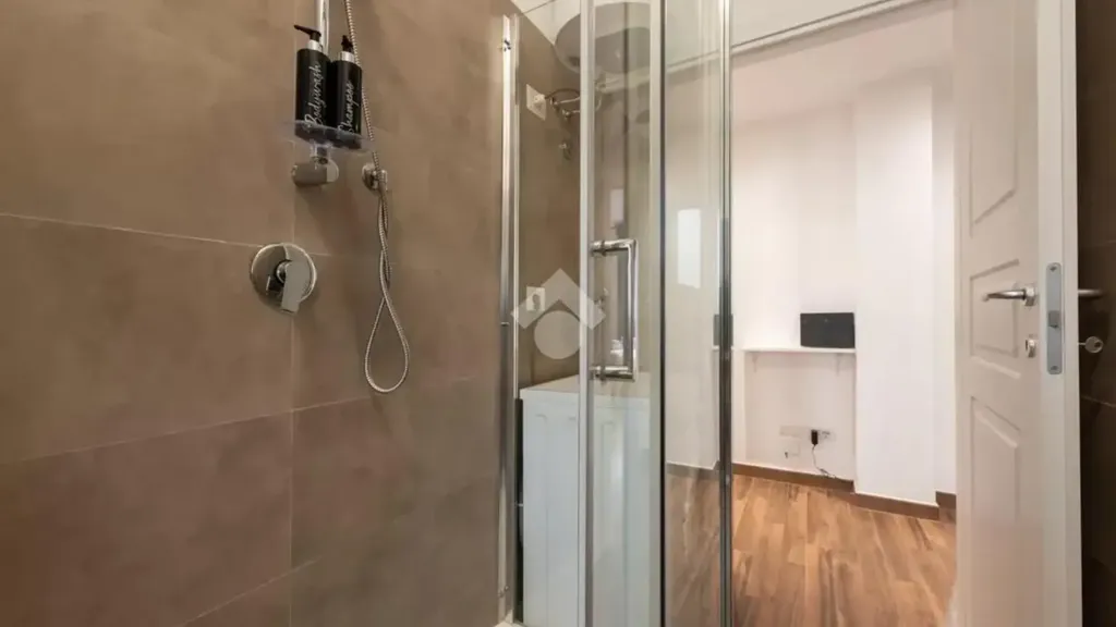 Vannitoad - Modernised Flat with Balcony in Milan