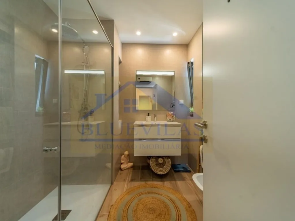 Salles de bain - Luxury Apartment with Two Fronts in Olhão