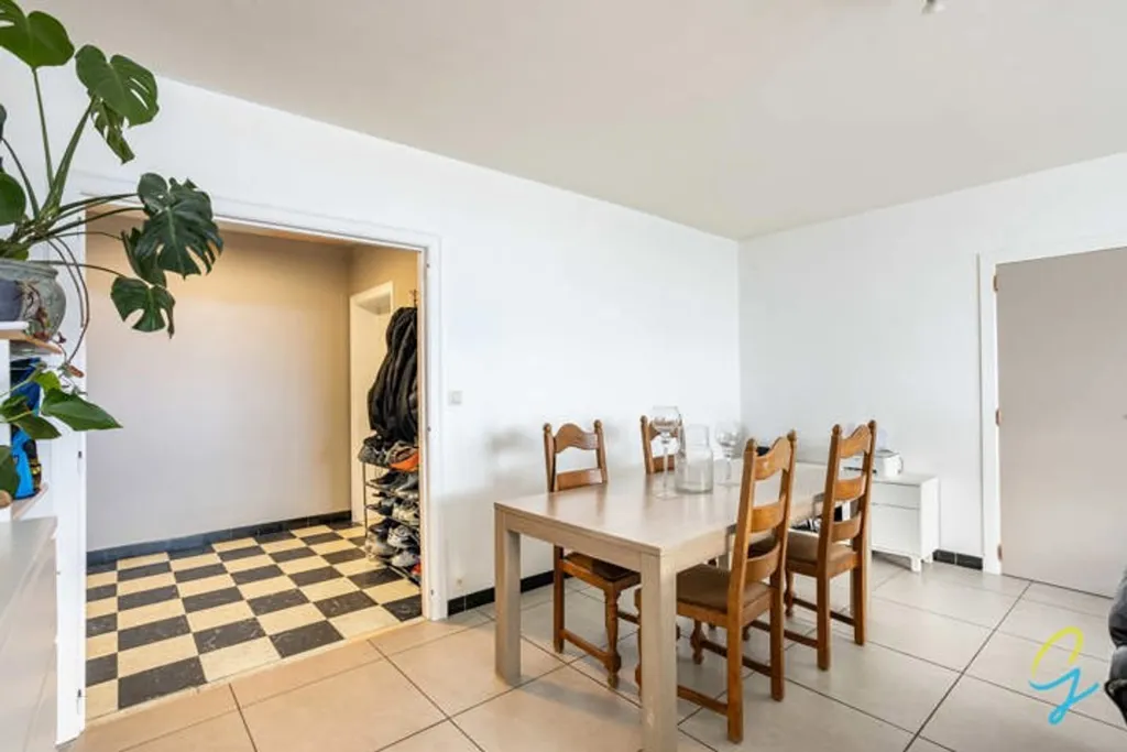 Salle à manger - Appartement Rénové avec Garage à Oudenaarde
