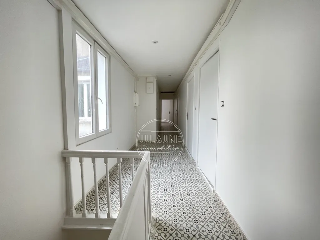 Esik - Studio Flat near Park in Limoges