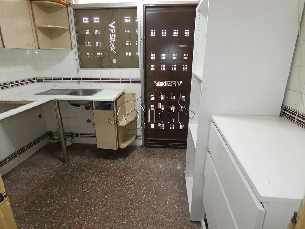 Cuisine - Spacious Apartment with Terrace in Usera, Madrid