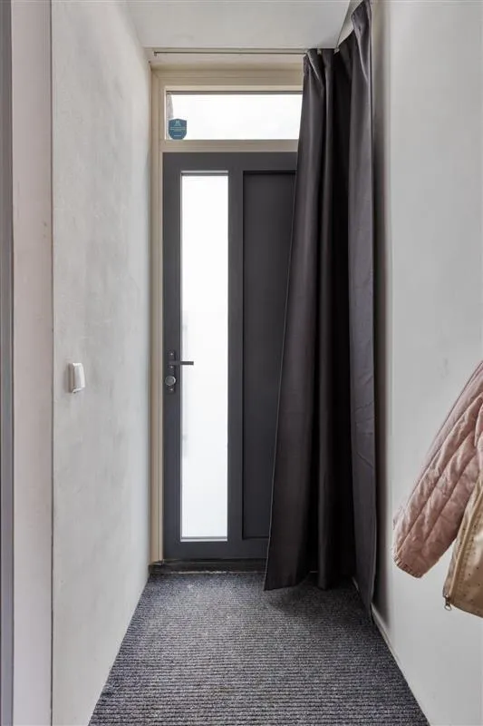 Entrée - Sustainable Family Home in Blaak