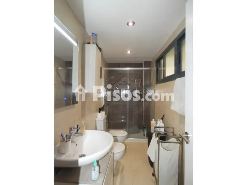 Salles de bain - Corner Semi-detached House with Pool in Las Cañas