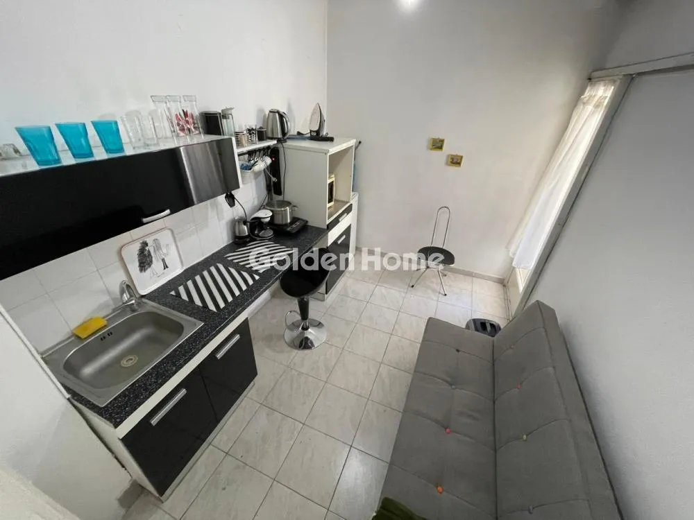 Cuisine - Bright Apartment with Balcony in Thessaloniki Centre