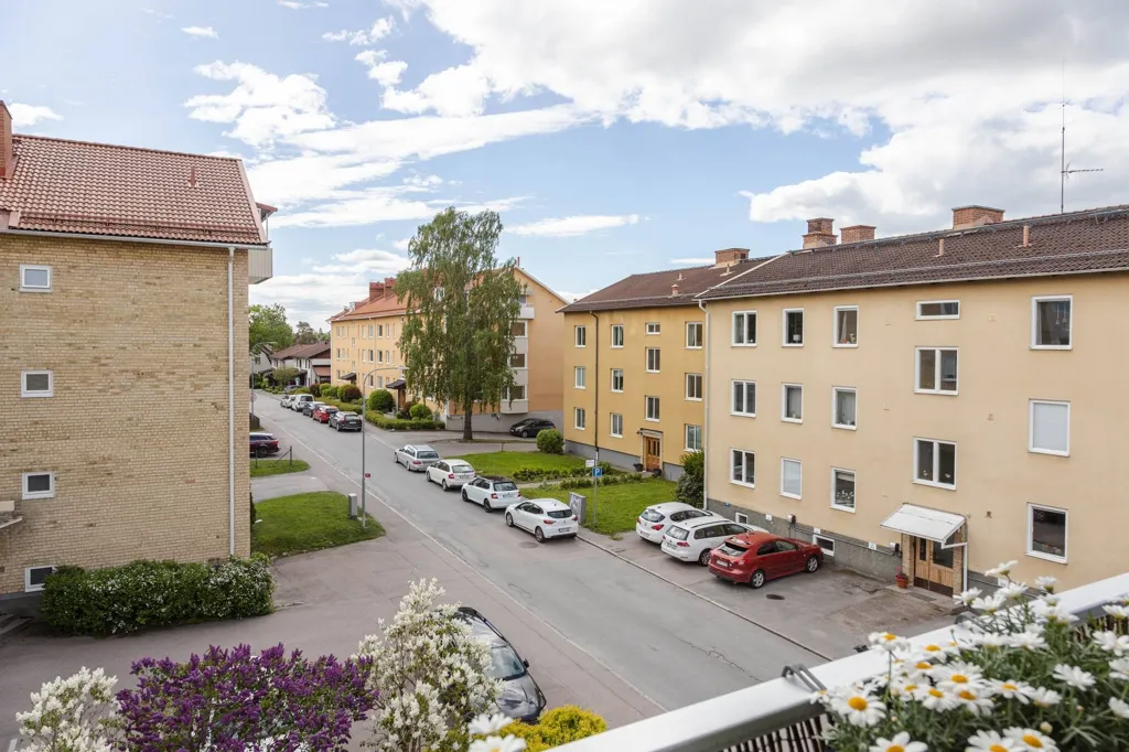 Balcony - Gable Flat with South-Facing Balcony in Västerås