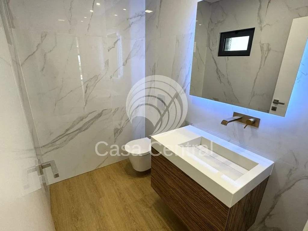 Vannitoad - Luxury House with Pool in Loures