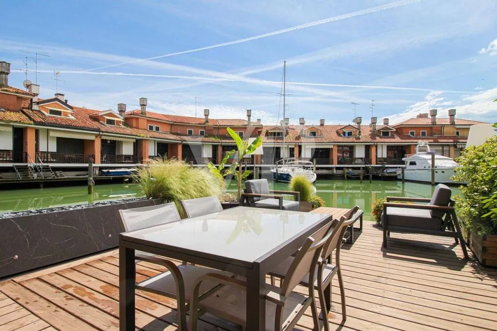 Terrass - Luxury House with Marina View in Caorle
