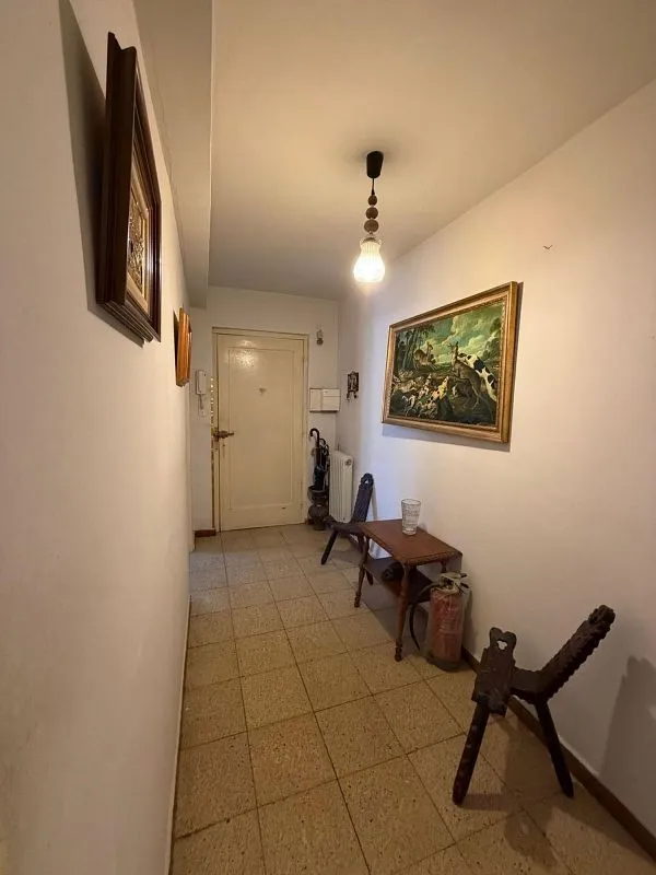 Esik - Apartment with Lift in La Palomera, León
