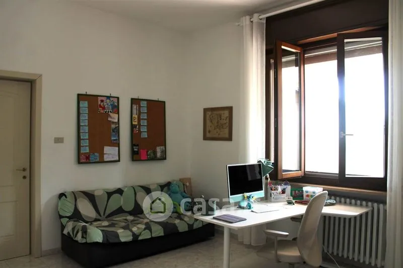 Bureau - Triplex Villa with Pool in Borgo Vercelli