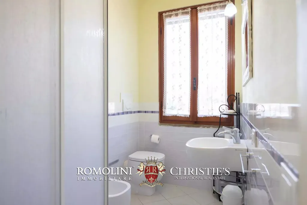 Salles de bain - Villa with Pool and Vineyard in Certaldo, Tuscany