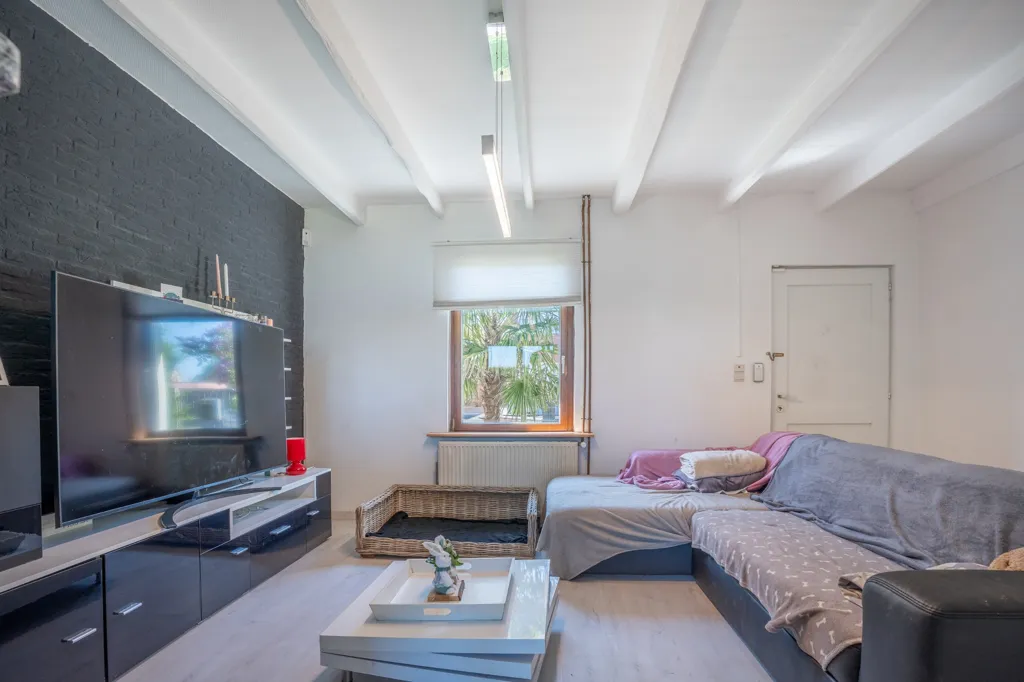 Soggiorno - Renovated House with Equestrian Facilities in Oudenburg