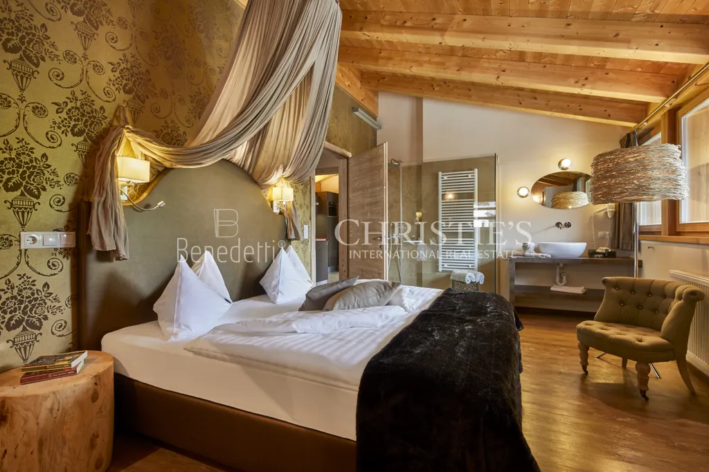 Magamistoad - Chalet with Sauna and Pool in Gadertal