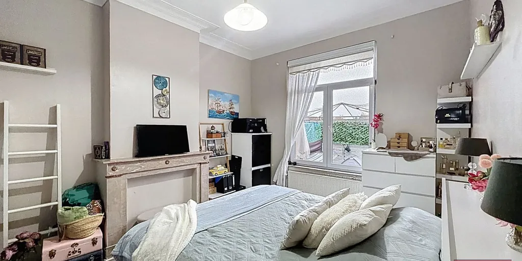 Bedrooms - Triplex with Charm in Schaarbeek