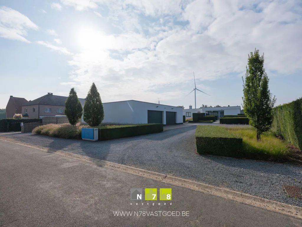 Extérieur - Villa Moderne avec Appartement et Garage à Dilsen