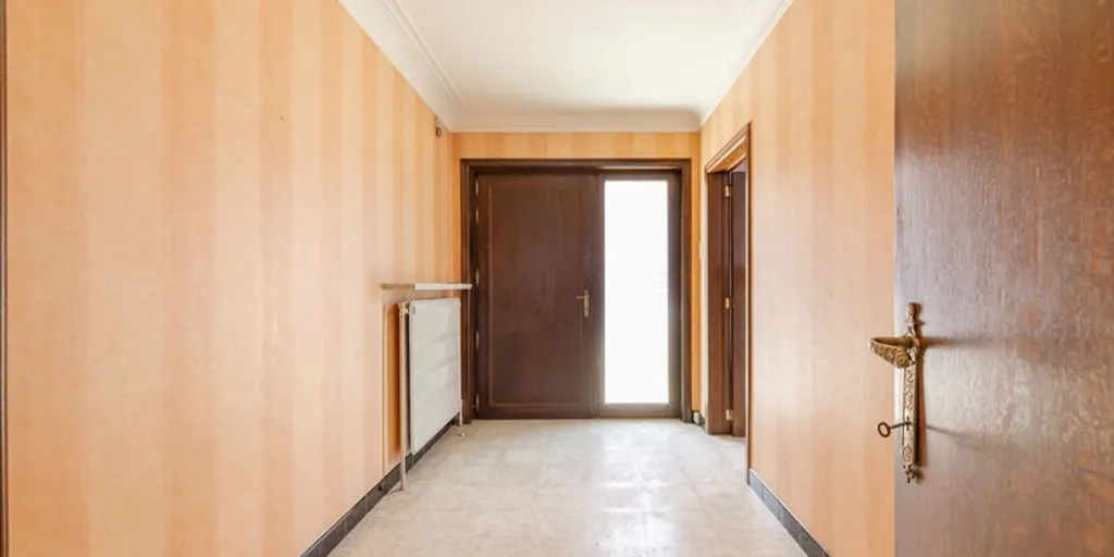 Entrée - Bungalow à rénover avec jardin à Wakken