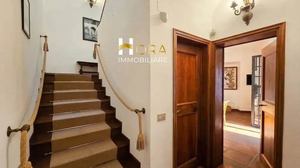 Pièces - Historic Villa with Pool in Arcetri, Florence