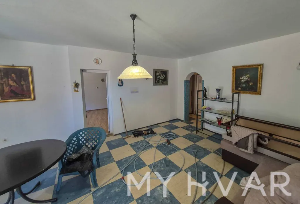 Séjour - Family House with Seafront in Jelsa