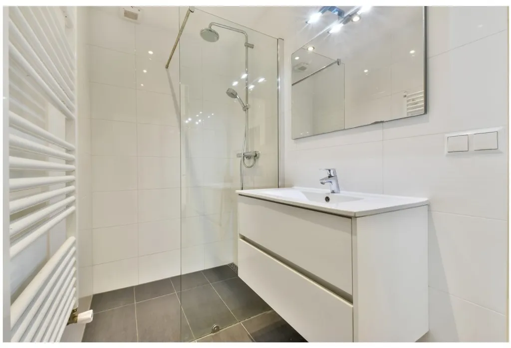 Salles de bain - Appartement T4 avec Balcon à Ambilly