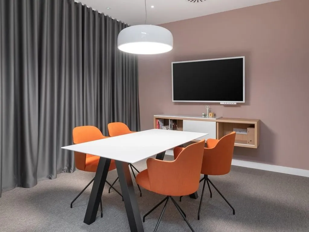 Söögituba - Luxury Office with Amenities in Madrid