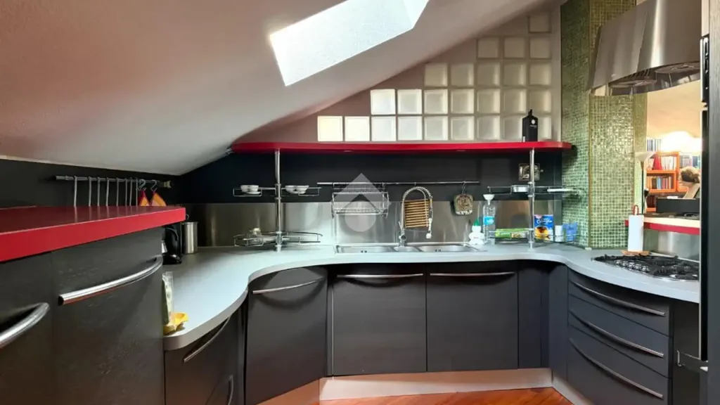 Cuisine - Mansard Apartment with Balcony in Grugliasco