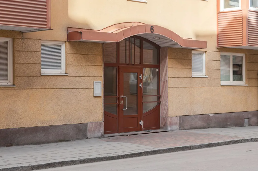 Välivaade - Modern Flat with Balcony in Västerås Centre
