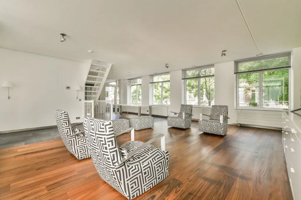 Elutuba - Semi-Detached House with Courtyard in Den Haag