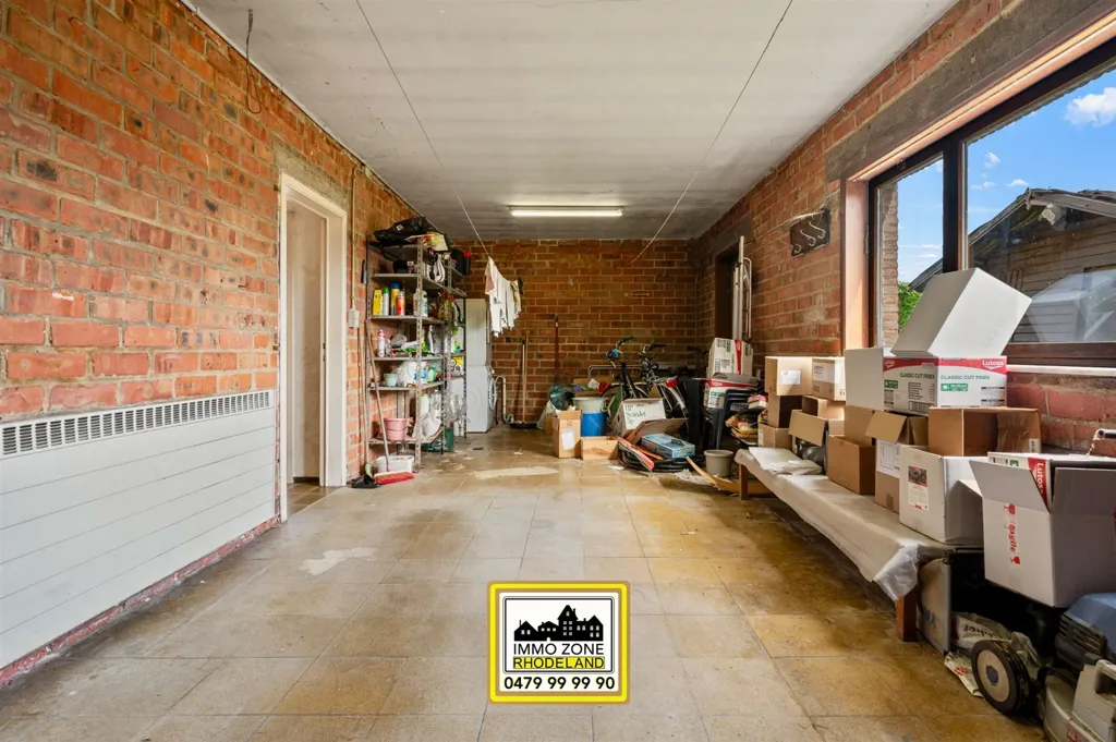 Garage - Bungalow à rénover avec jardin à Zottegem