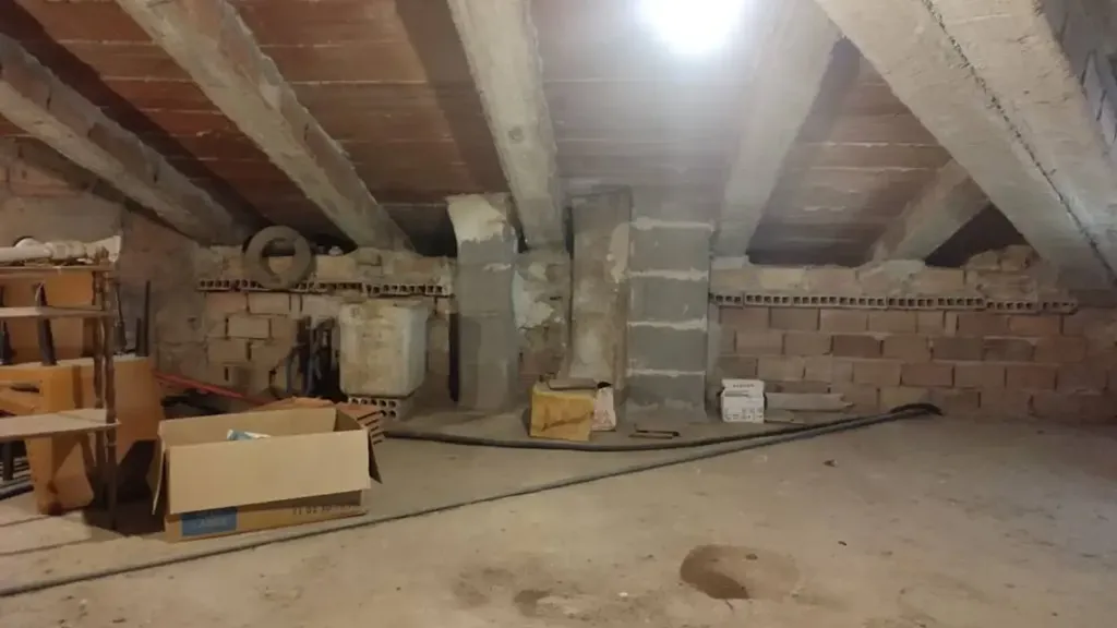 Toad - Rustic Farmhouse with Barn in Certaldo