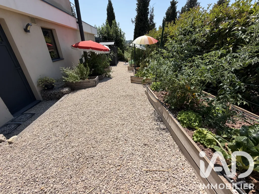 Extérieur - Maison d'Architecte avec Jardin à Opio