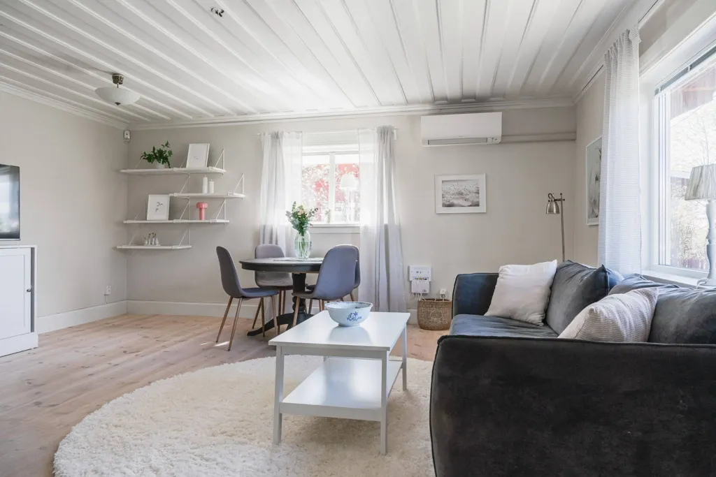 Séjour - Timmer Villa in Dalarna with Balcony