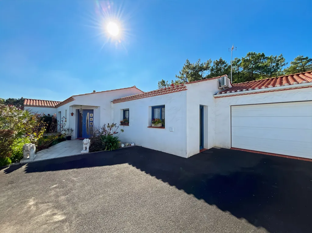 Extérieur - Maison d'Architecte avec Piscine à Fromentine