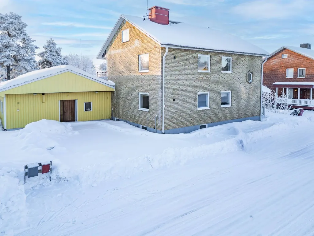 Esterno - Three Apartments with Garden in Central Kalix