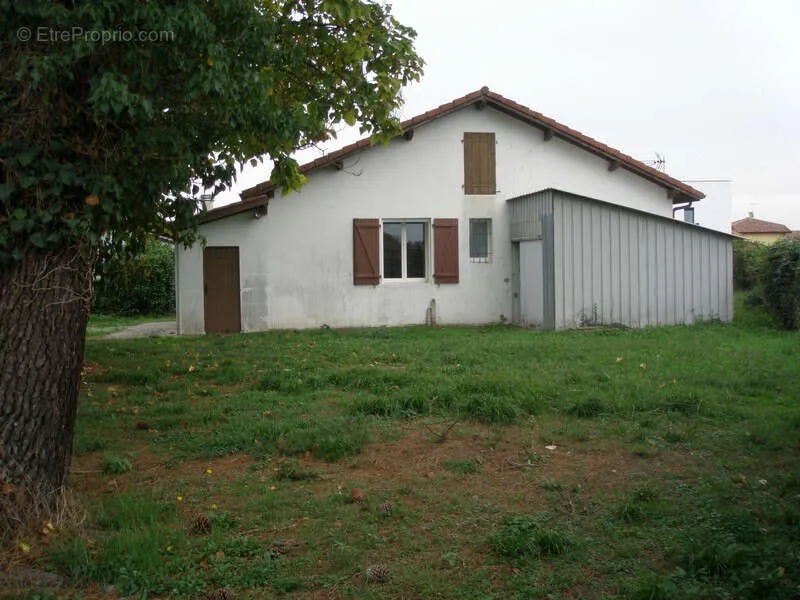 Extérieur - Maison de Plain-Pied avec Terrain à Saint Vincent De Paul