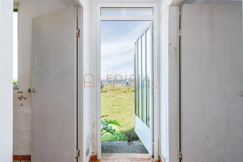 Entrée - Chalet to Renovate in Baiona