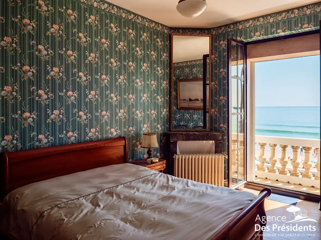 Bedrooms - Villa with Sea View in Sables d'Olonne