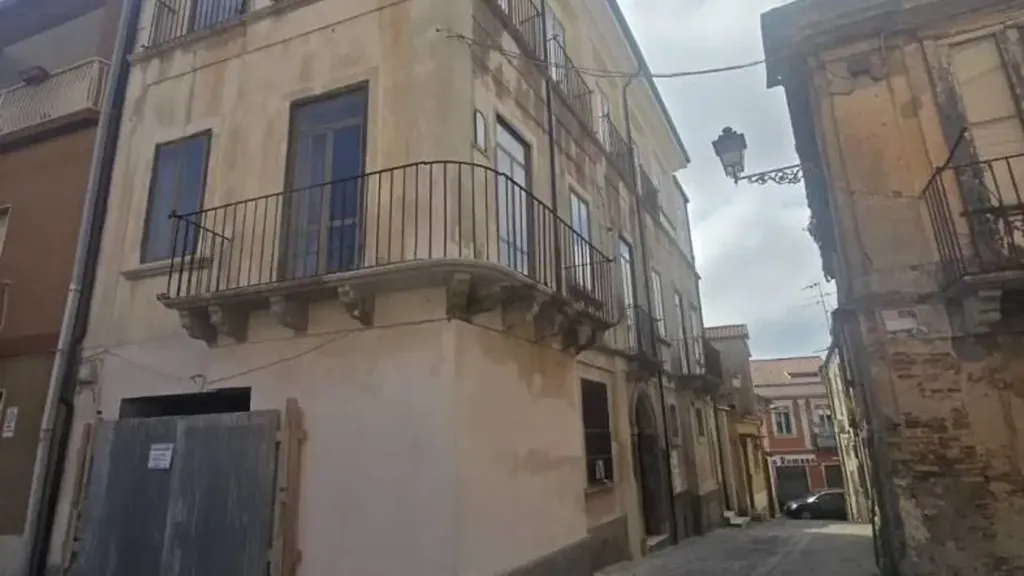 facade