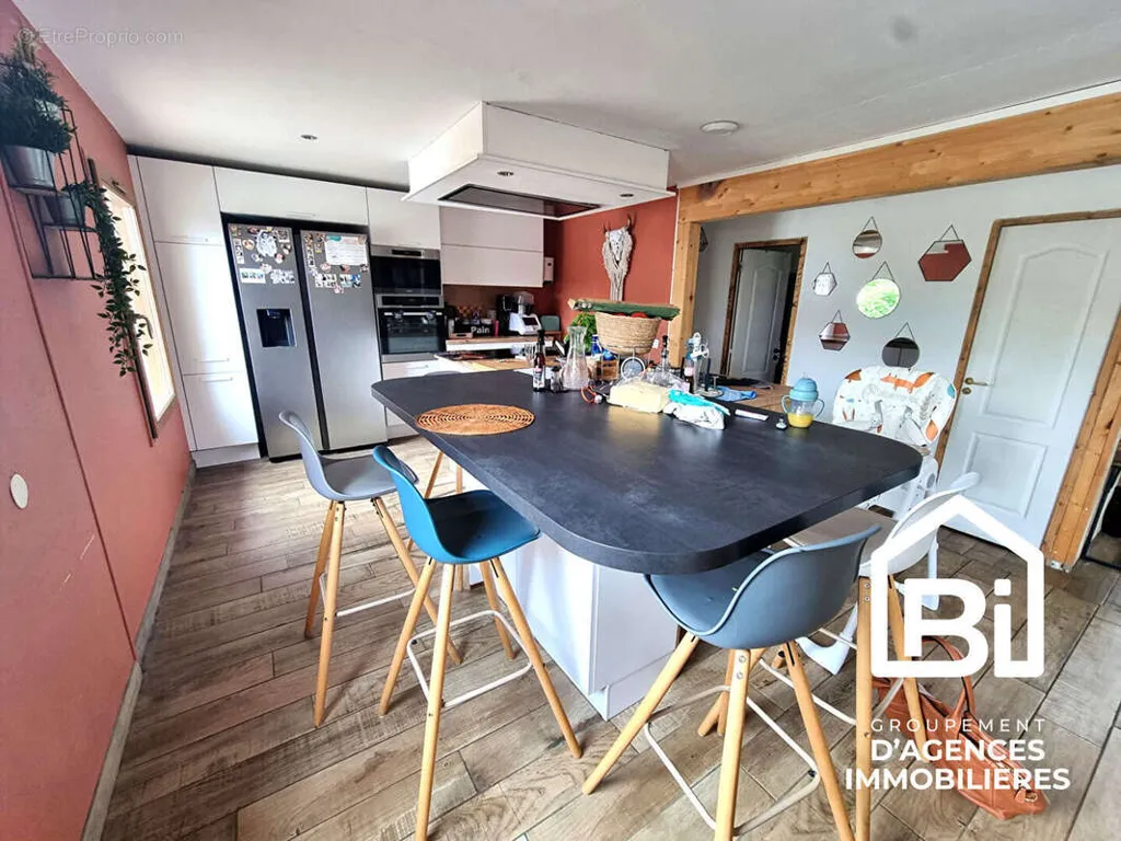 Kitchen - House with Pool in Tourville-sur-Odon