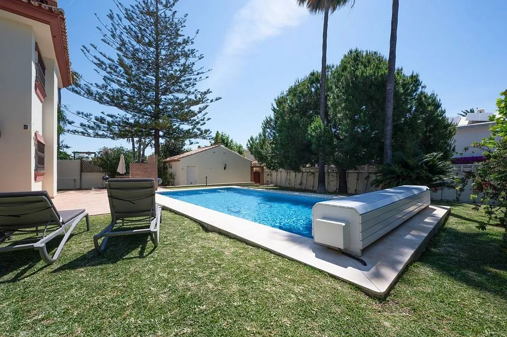Piscine - Andalusian Villa with Pool in La Cala de Mijas