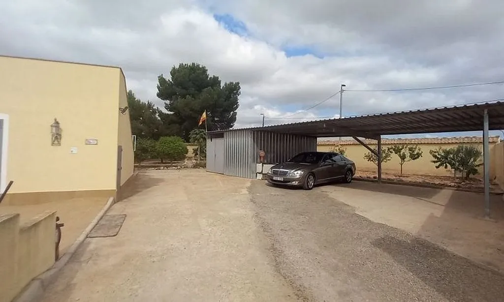 driveway