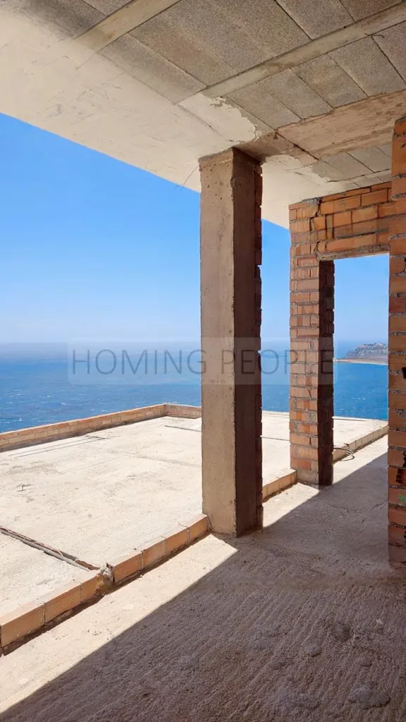 Terrass - South-Facing Villa with Pool in Salobreña