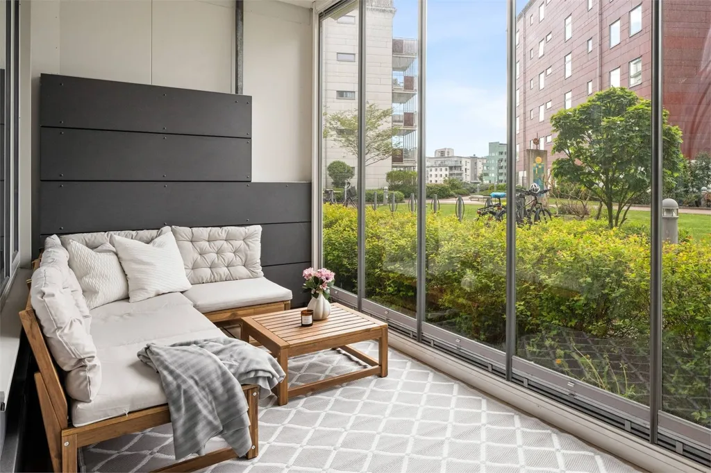 Balcon - Apartment with Private Terrace in Stockholm