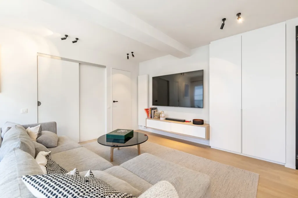 Elutuba - Ready-to-Move Apartment in Knokke-Heist