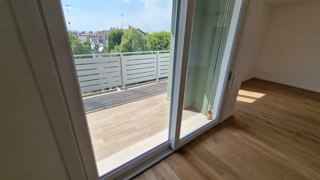 Balcon - Newly Built Apartment with Terrace in Montegalda