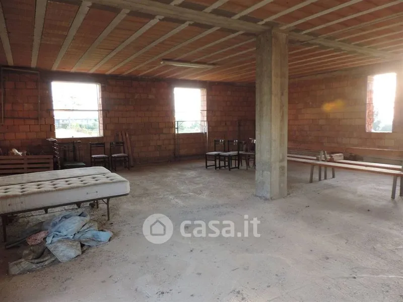 Pièces - Rustic Casale with 3 Hectares in Viterbo